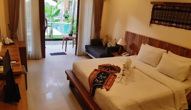 Mina Pelasa Hotel and Resto