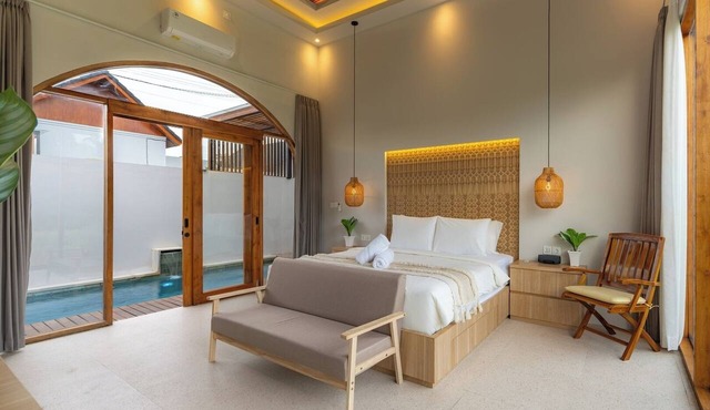 Modern 2BR Ubud Open Living Villa - Pool and Bathtub