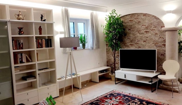 Modern and comfortable 85 sqm garden studio with sauna and terrace in Idolsberg