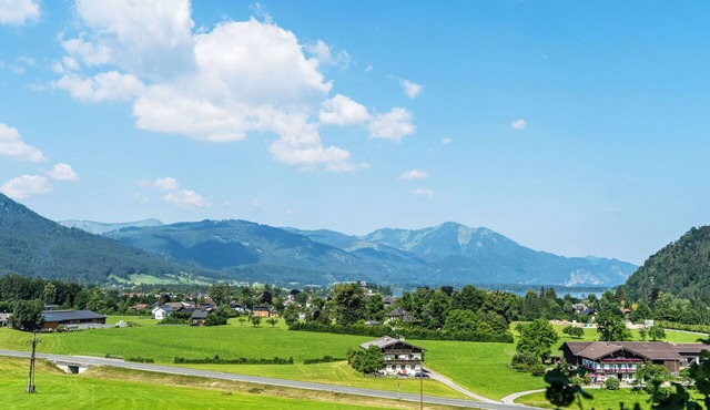 Nice apartment for 8 guests with WIFI, TV and terrace in Strobl