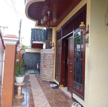 Omah Cahyo Homestay
