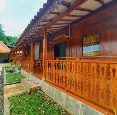 Omah Kalem Homestay