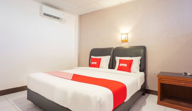 OYO 2180 Vina Vira Hotel in Lhokseumawe