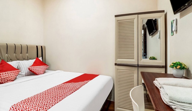 OYO 91021 Steze Kost & Guest House Syariah in Jambi