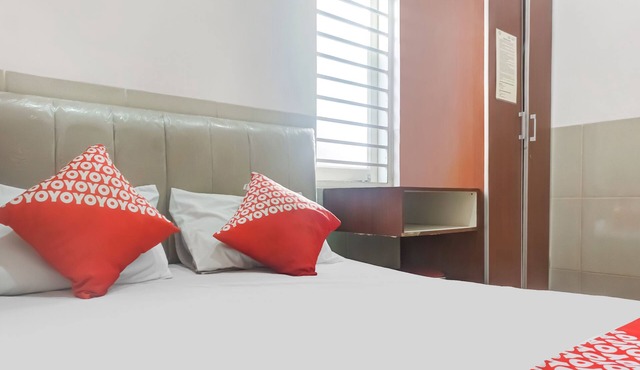 OYO 91316 Hh Guest House Makassar