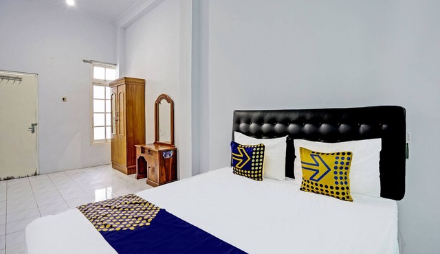 OYO 91868 Nusa Indah Guest House Syariah in Lamongan
