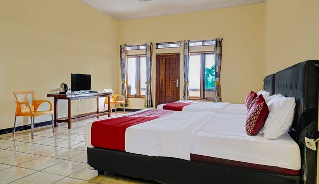 OYO 92217 Artana Bed and Breakfast.NearSitu Cileunca in Pangalengan