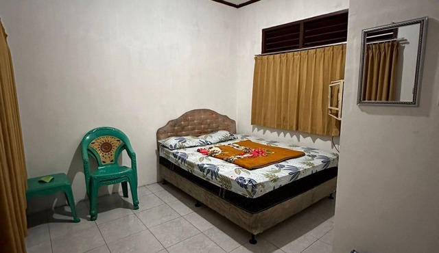 OYO 93128 Hotel Lamin 2 in Cisarua