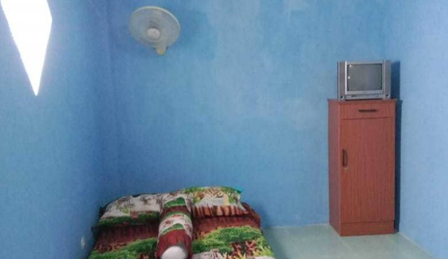 OYO Life 92104 Hotel Moris Syariah in Surabaya