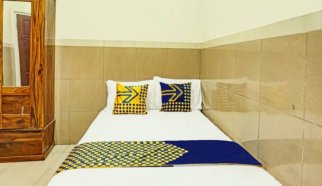 OYO Life 92393 Namimart Syariah 1 in Kediri