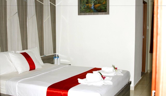 Paradise Hotel in Tanjung Pinang