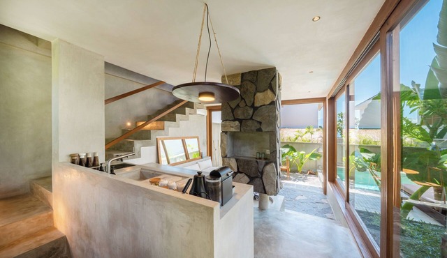 Peaceful one-bedroom villa with private pool, ocean view, and quiet surroundings. in Nusa Lembongan