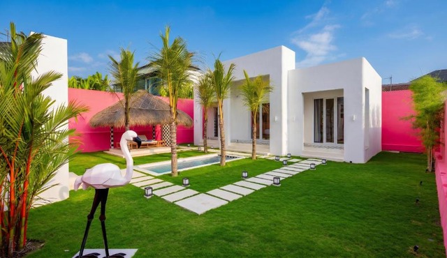Pink Paradise Villa Canggu in Tanah Lot