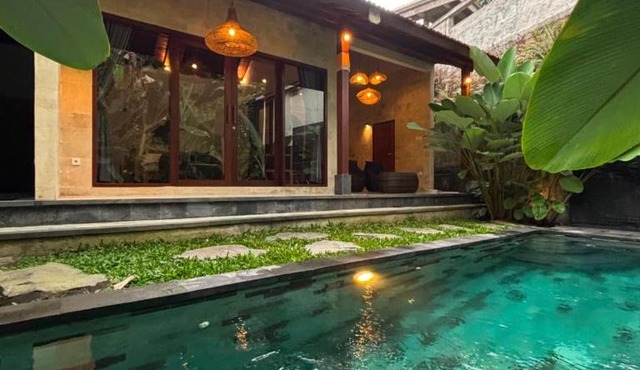 Pis Bolong Ubud Villa