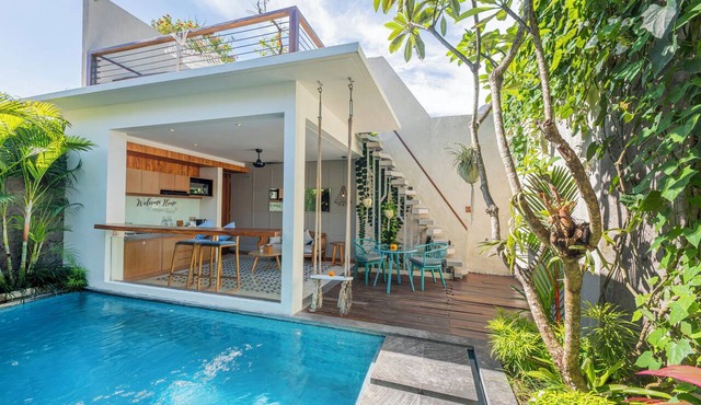 Private Pool 1BR Villa Near Batu Belig