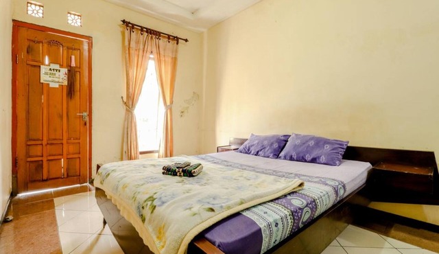 Puspa Sari Villa and Homestay in Batu