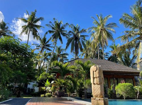 Red island villas