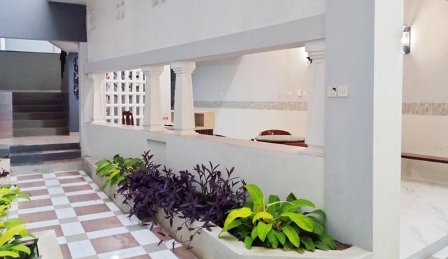 RedDoorz at Hotel DPraya Pati in Pati