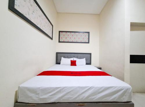 RedDoorz at Hotel Galaksi Ponorogo