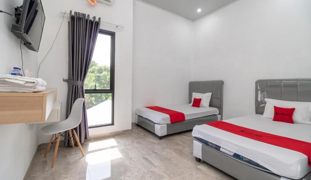 RedDoorz near Tugu Coklat Pesawaran Lampung