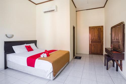 RedDoorz near XT Square 2 in Yogyakarta