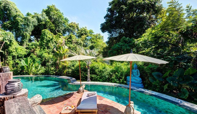 River Garden Sanctuary Luxury Joglo Villa 6 Guests