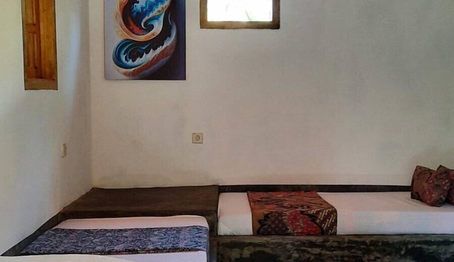 Rumah Nalu Surf Camp