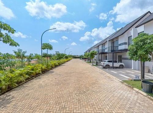 RV-Villa 4 bedrooms&Private Pool in Batam Center