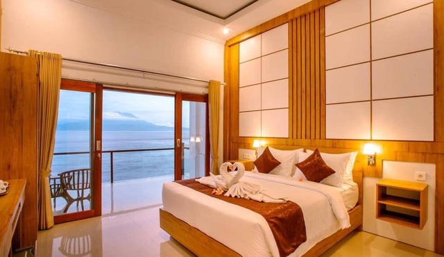 Samuh Sunset Hotel (Grand Deluxe with Ocean View) in Nusa Penida
