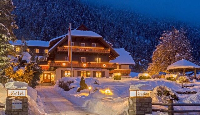 Seehotel Enzian in Weissensee