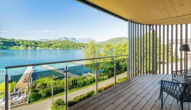 Seewirt Apartments: 2-Bedroom Apartment with Shower in Klopein