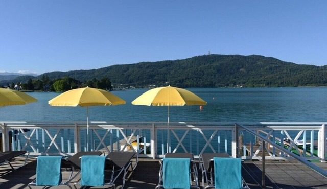 Small garden villa Comfortable holiday residence in Pörtschach am Wörthersee