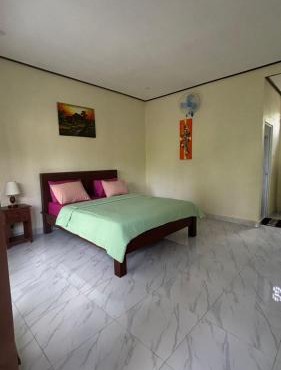 Special Lodge and stay in Balinese compound in Bangkled