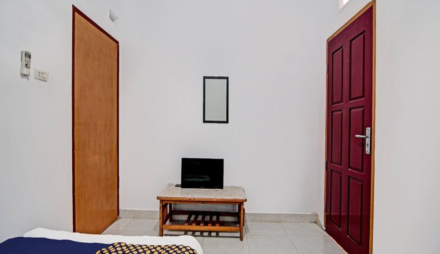SPOT ON 91950 Guest House TekNong Syariah