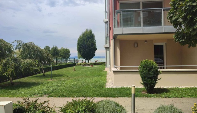 Studio with air conditioning and parking directly on the waterfront in Siófok