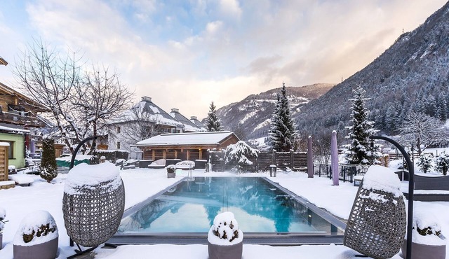 Suite Erde - Hotel Riederhof Gmbh & Co KG in Ried im Oberinntal