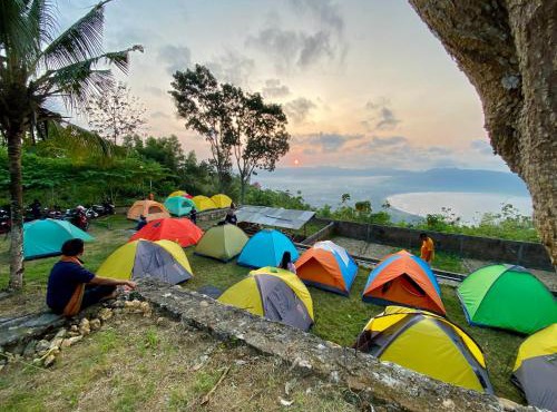 Sunrise & Ocean View Camp Ground - ESP Pacitan in Tamperan