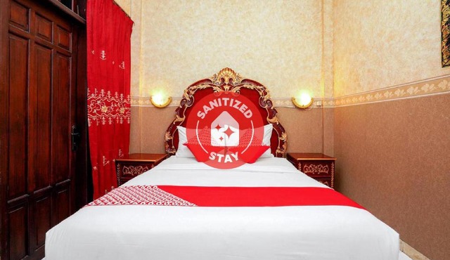 Super OYO 231 Hotel Andita Syariah in Surabaya