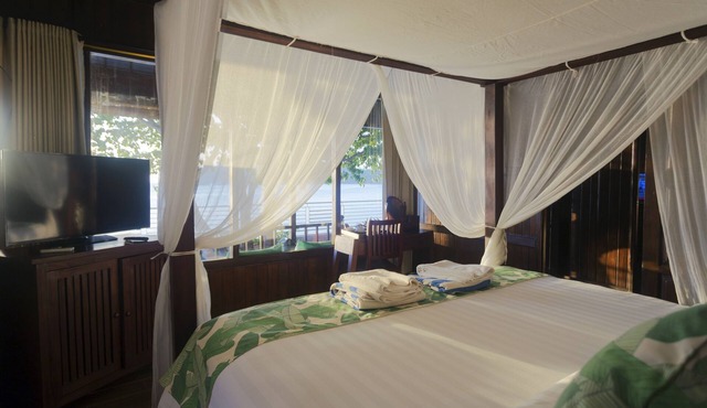 Sylvia Beach Villa in Labuan Bajo