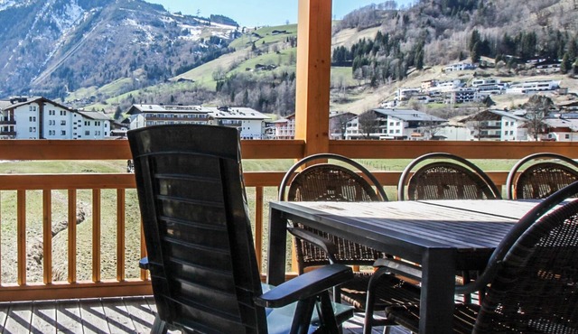 Tauern Relax Lodges - Penthouse in Kaprun