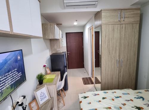 Tentrem Room at Springwood Residence in Warungmangga