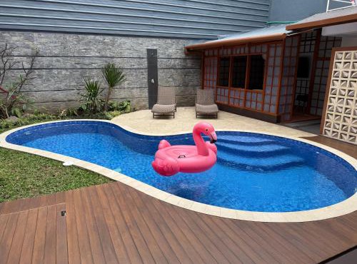The Sakura House, with Swimming Pool, 9ft Billiard Table, near Paskal 23 Shopping Mall in Bandung