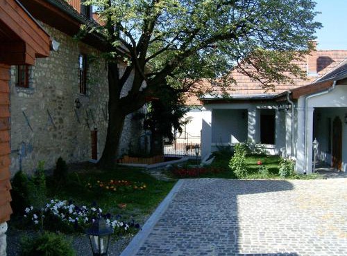 Trifecta Udvarház in Tállya