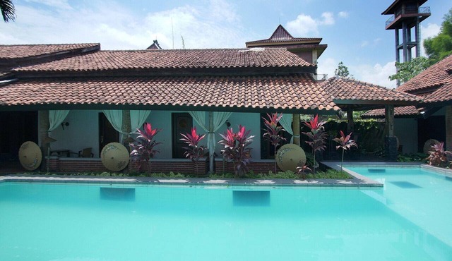 Tugu Jogja Deluxe Twin Stay in Yogyakarta