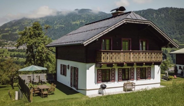 Vacation home Chalet am Hinterweidinggut in Sankt Veit im Pongau - 10 persons, 3 bedrooms in Sankt Veit im Pongau