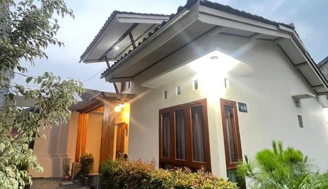 Villa Viva Mezzanine - Family in Lembang