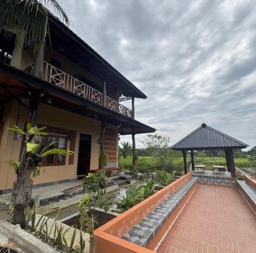 Wanda Homestay & Jungle Trekking