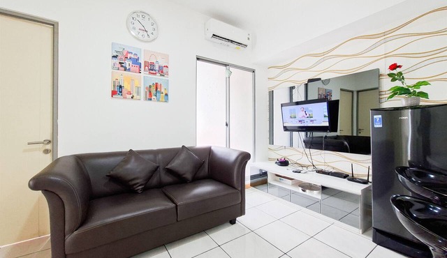 Warm And Cozy 2Br With Extra Room At Apartment M-Town Residence in Tangerang