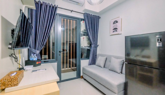Well Furnished And Comfy 2Br At Royal Heights Apartment in Bogor
