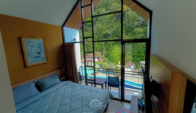 wisata kampung karuhun eco green park in Citengah